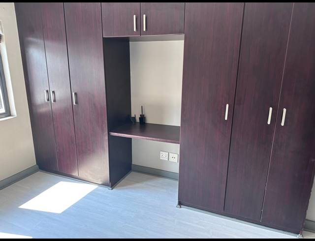 2 BEDROOM TOWNHOUSE TO LET IN WENDYWOOD